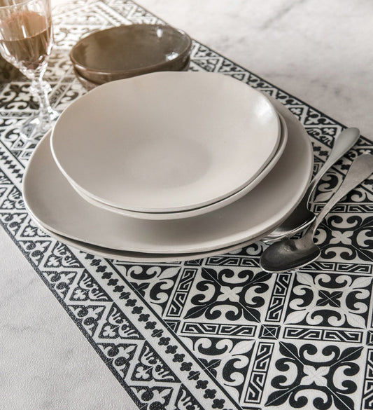 Flor de Lis BLACK WHITE - Table Runner
