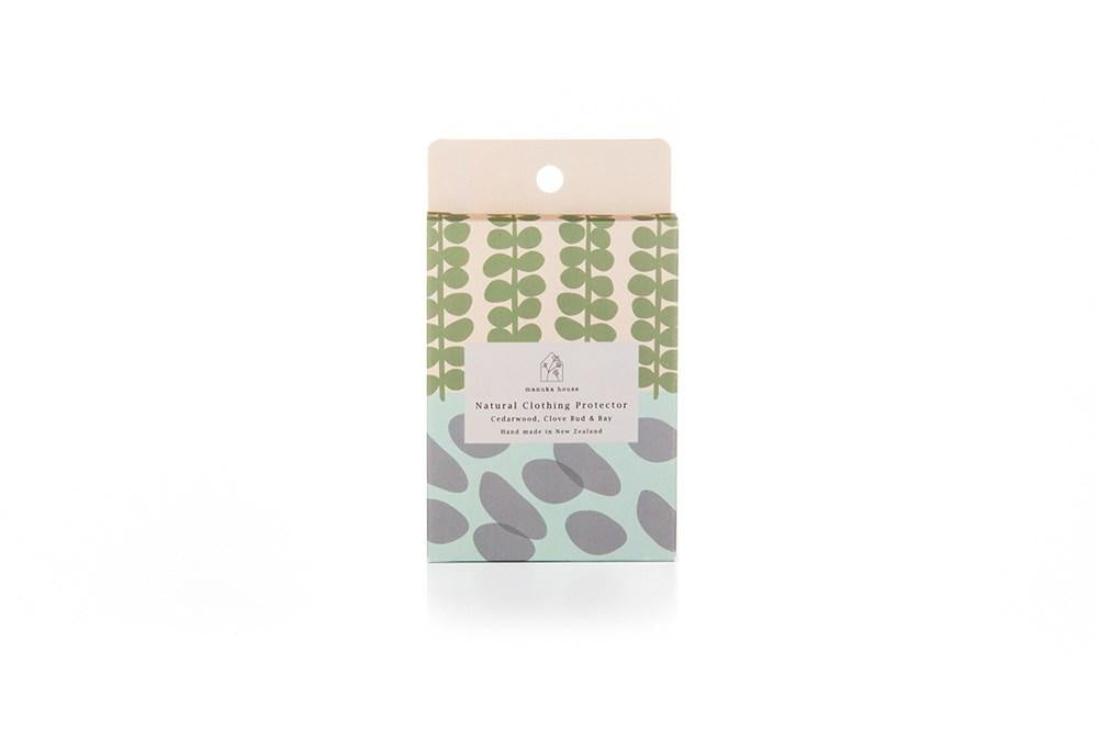 Wardrobe Sachet - Cedarwood Contemporary